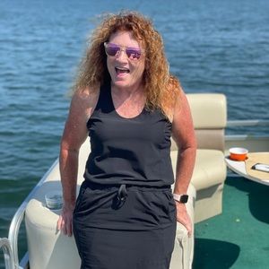 Meet your Posher, Laura